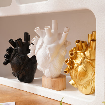 1pc Creative Heart Vase - Resin Decorative Bottle Dried Flower Container - Halloween Thanksgiving Christmas Decor - Indoor Ornament - For Home Decor Lovers