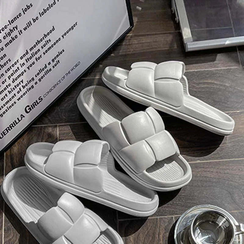 Home Summer Slippers Sandals Home Bathroom Bath Breathable Lightweight Non-slip Soft Indoor Home EVA Men and Women