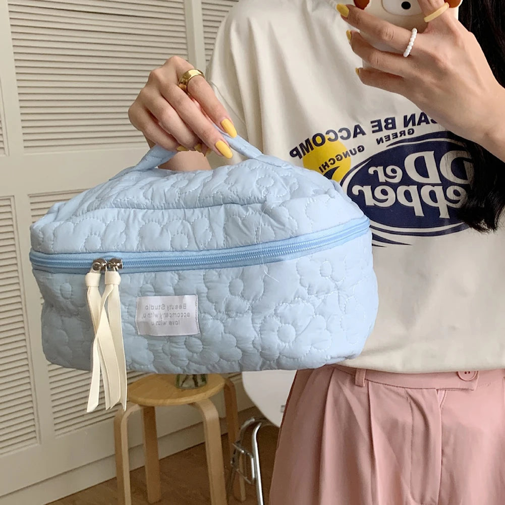 Storage Organizer Floral Puffy Quilted Makeups Bags Flower Printed Cosmetic Pouch Large Travel Cosmetics Bag Makeup Accessory