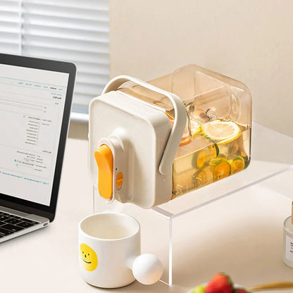 2.3L Beverage Dispenser with Spigot Refrigerator Beverage Liquid Drink Container Water Container for Party Picnic