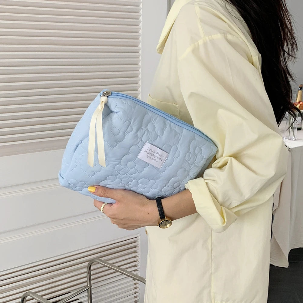 Storage Organizer Floral Puffy Quilted Makeups Bags Flower Printed Cosmetic Pouch Large Travel Cosmetics Bag Makeup Accessory