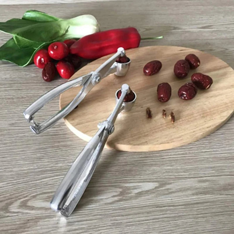 1PC 18CM Cherry Fruit Kitchen Pitter Remover Olive Corer Remove Pit Tool Seed Gadge Fruit and Vegetable Kitchen Tools Nutcracker