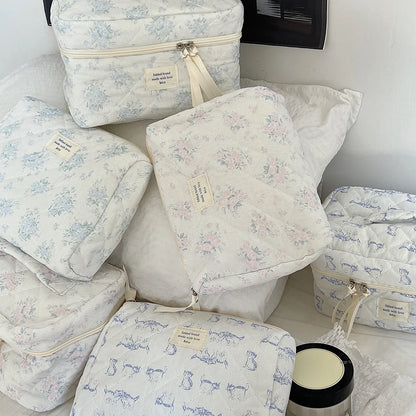 Storage Organizer Floral Puffy Quilted Makeups Bags Flower Printed Cosmetic Pouch Large Travel Cosmetics Bag Makeup Accessory