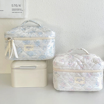 Storage Organizer Floral Puffy Quilted Makeups Bags Flower Printed Cosmetic Pouch Large Travel Cosmetics Bag Makeup Accessory