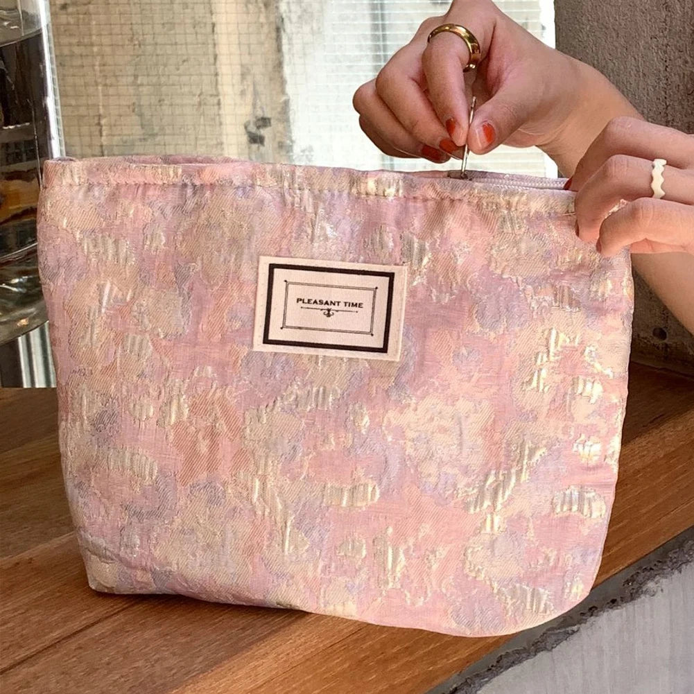 Storage Organizer Floral Puffy Quilted Makeups Bags Flower Printed Cosmetic Pouch Large Travel Cosmetics Bag Makeup Accessory